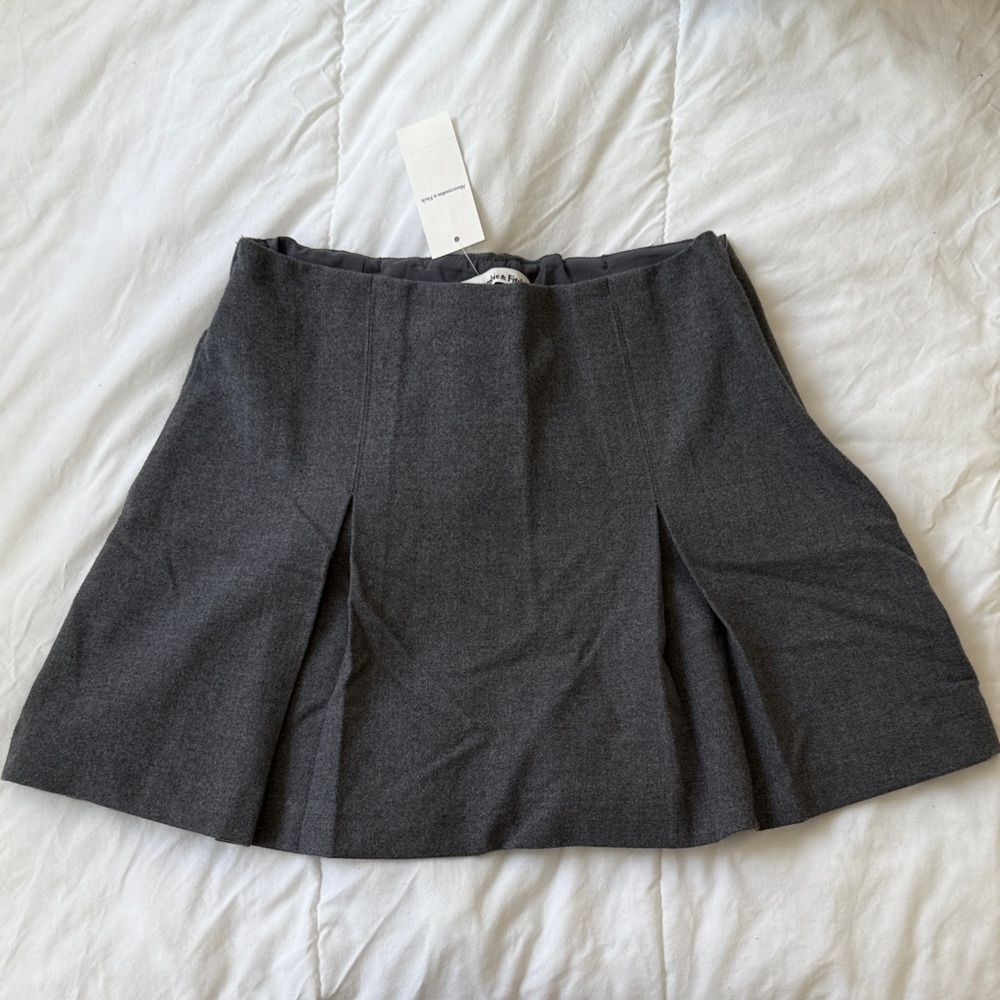 Abercrombie & Fitch Pleated dark grey Skirt